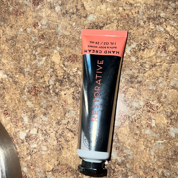 5 pk  BBW Restorative hand Creams - Picture 3 of 4